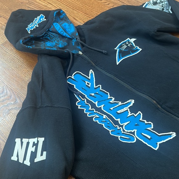 NFL mens XL graffiti art reversible hooded sweatshirt hoodie Carolina Panthers - Picture 10 of 14